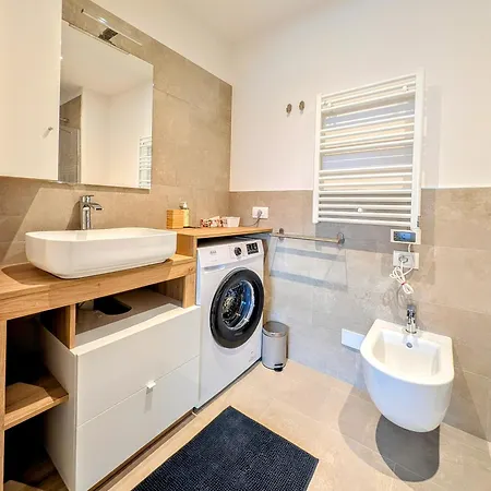 Le Rondini B Pianello Del Lario