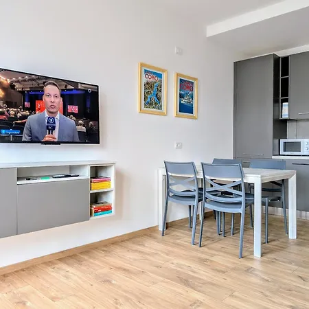 Le Rondini B Apartment *